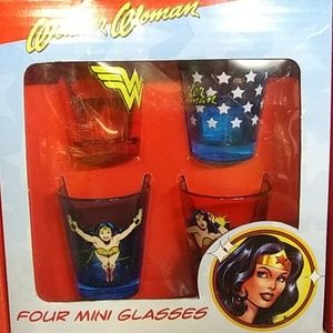 Wonder woman shot glasses set of 4